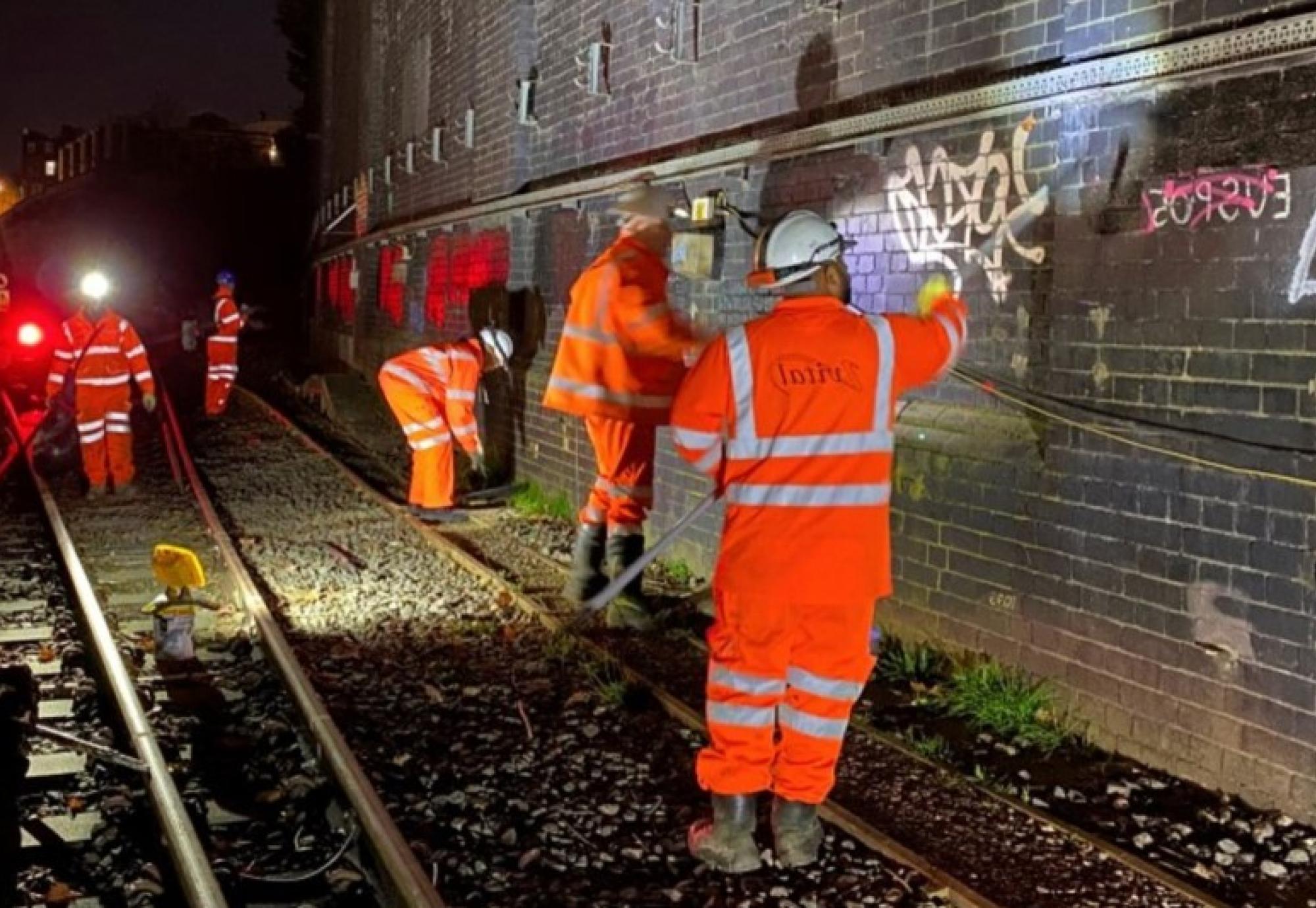 Euston graffiti clearing February 2021
