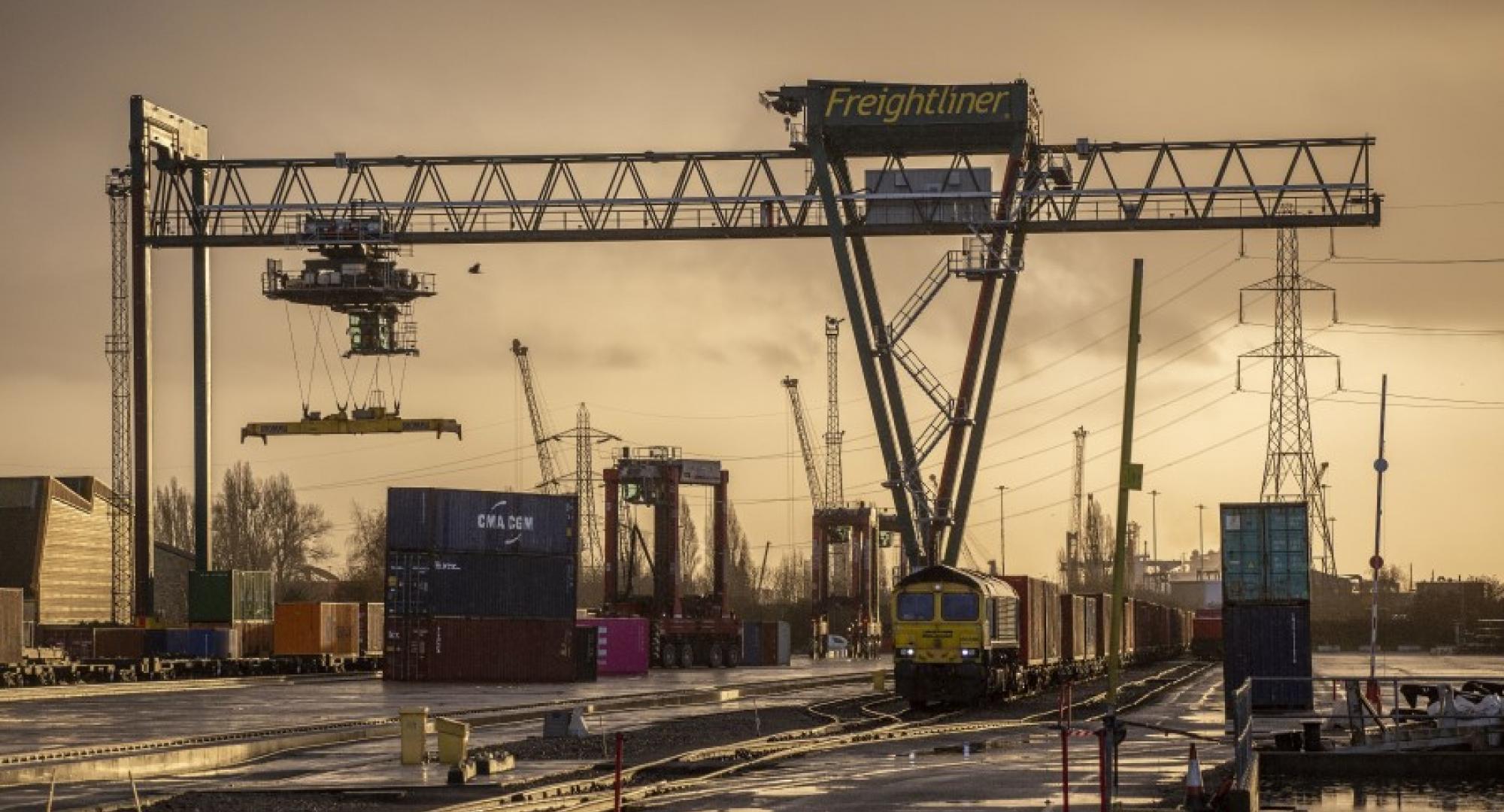 Major £17m Southampton Freight Train Lengthening project complete 