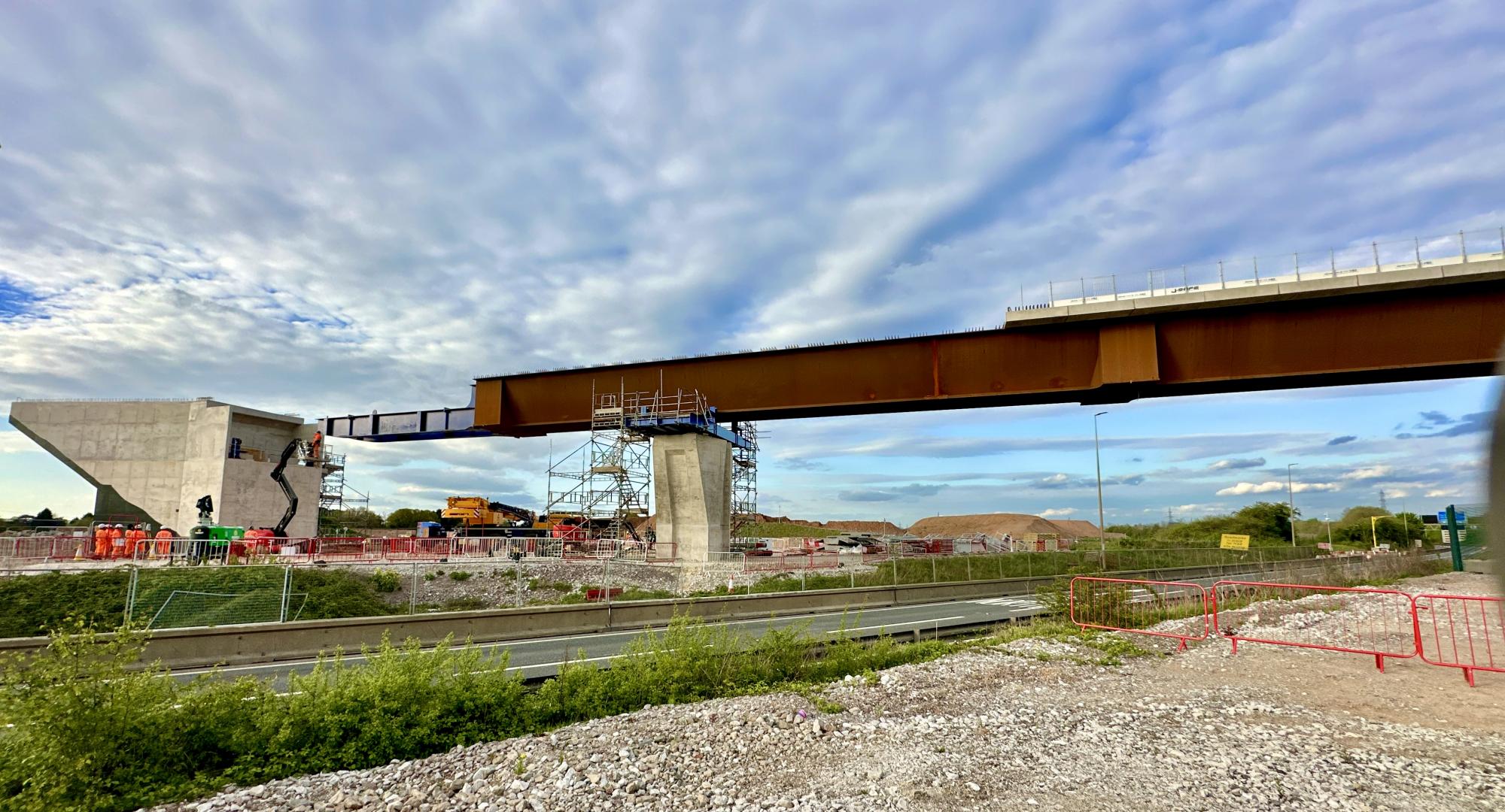 HS2 1100 tonne viaduct