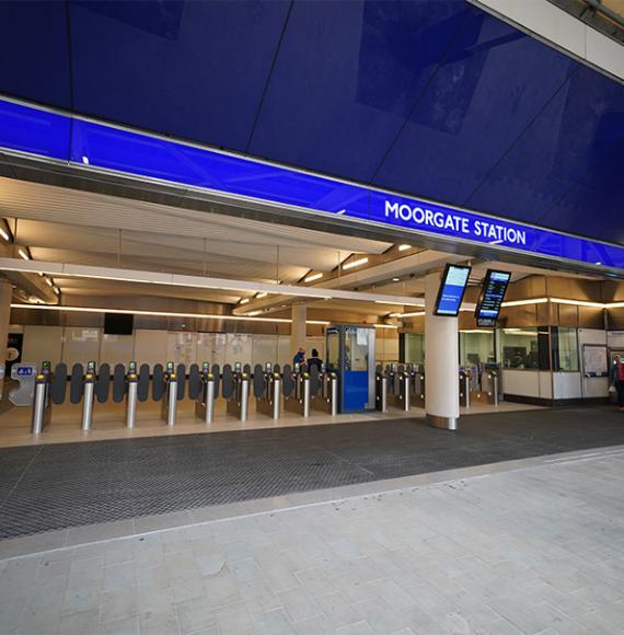Moorgate railway station 