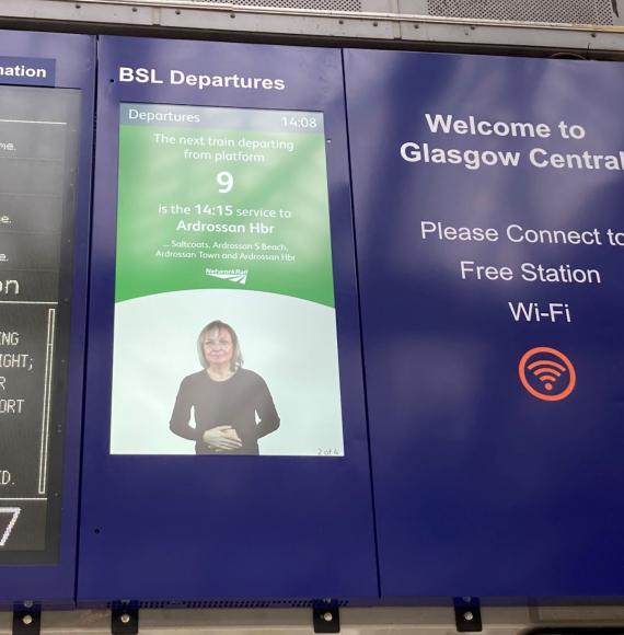 BSL screen at Glasgow Central