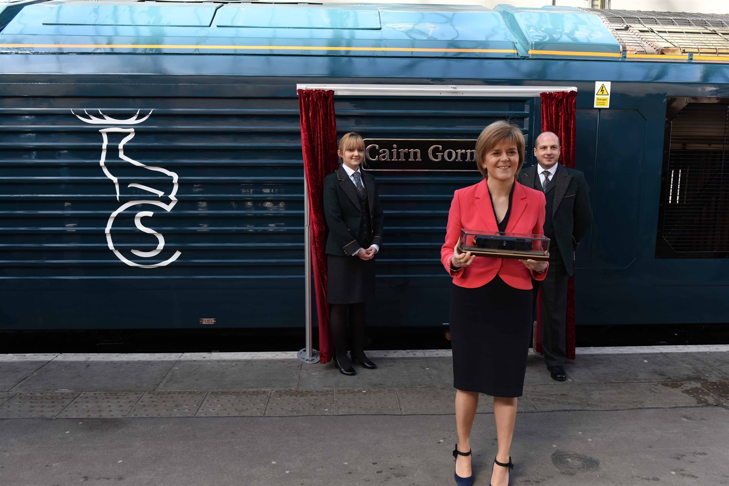 Serco launches new Caledonian Sleeper livery 