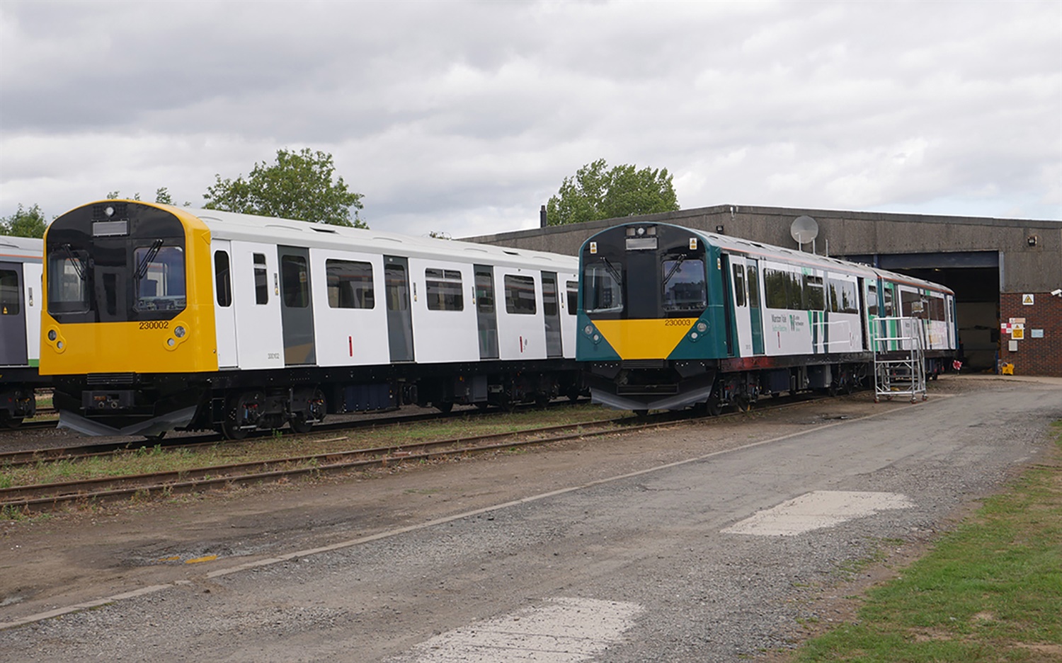 Vivarail unveils new Class 230 livery as West Midlands Trains deal signed