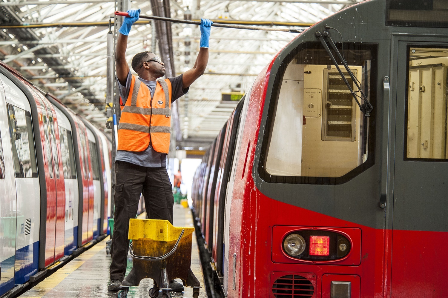 TfL to decide on extension of Alstom’s Northern Line contract