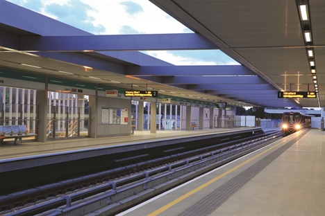 Temporary works design at Crossrail's first-opened station