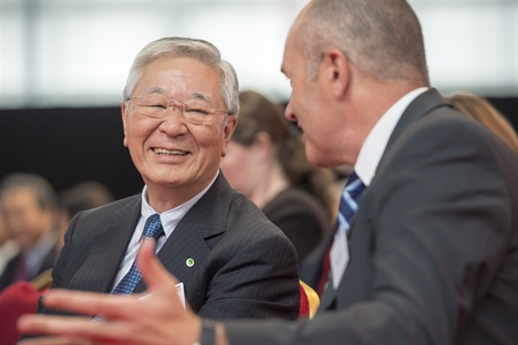Hitachi CEO Hiroaki Nakanishi and Rail Global Alistair Dormer at ceremony credit Charlie Best Hitachi CEO Hiroaki Nakanishi and Rail Global Alistair Dormer at ceremony credit Charlie Best