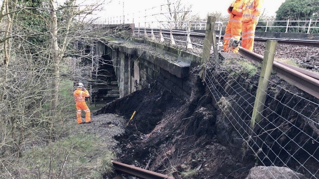 West Coast main line near Warrington closed due to large landslip 