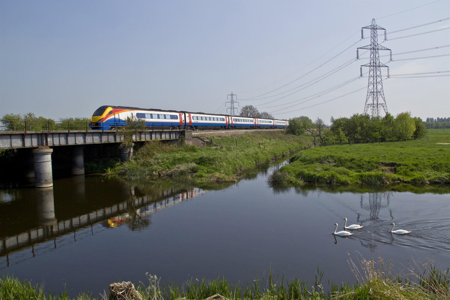East Midlands hints that HS2 support depends on MML electrification