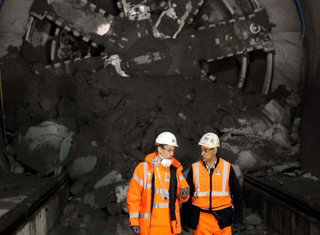Crossrail contractors in row over overtime pay