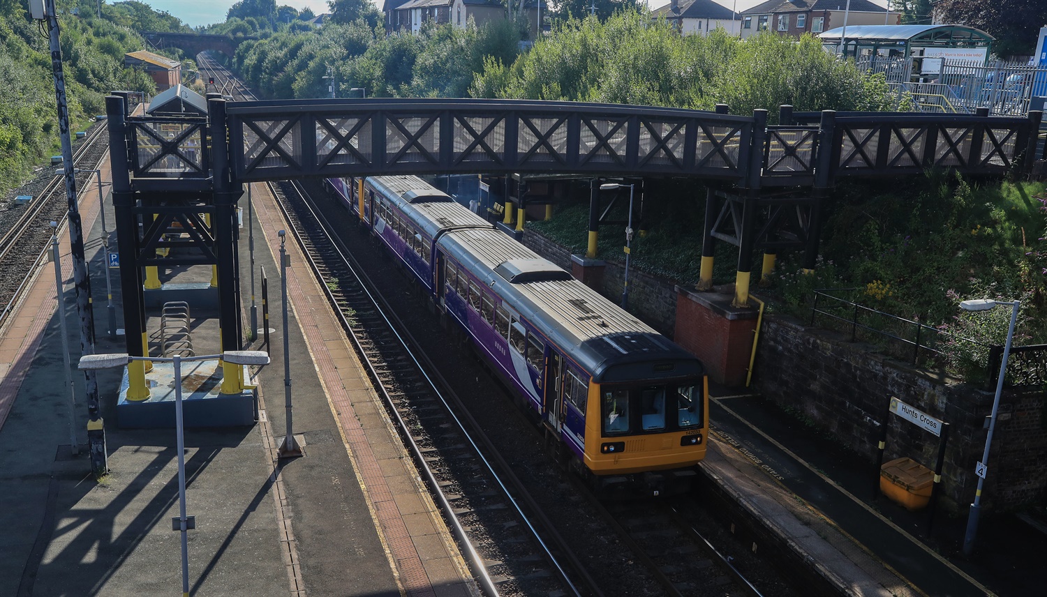 Northern Rail and German owner in crisis talks with government over risk of £282m bailout 