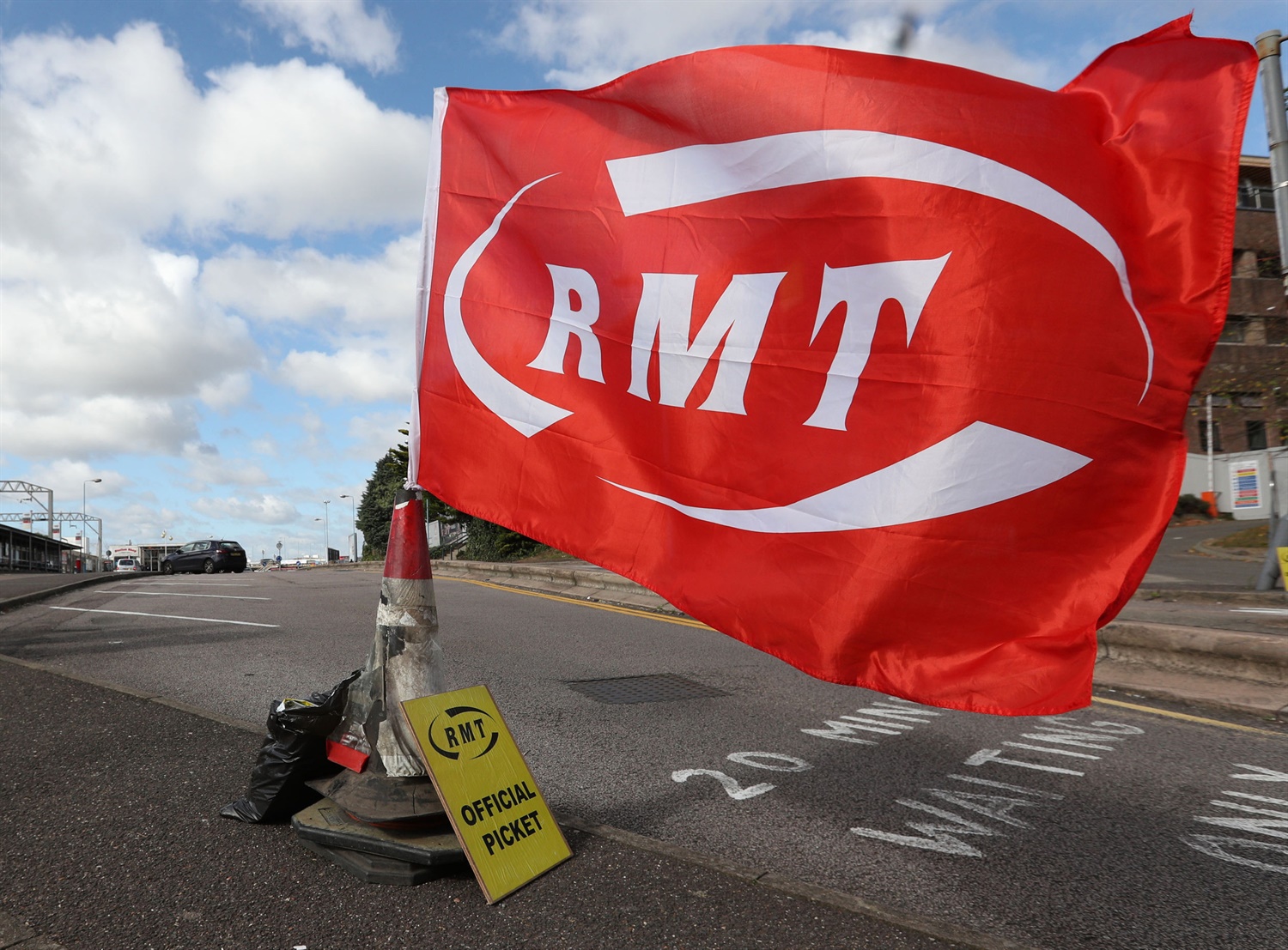 RMT backs disabled passengers protest in London