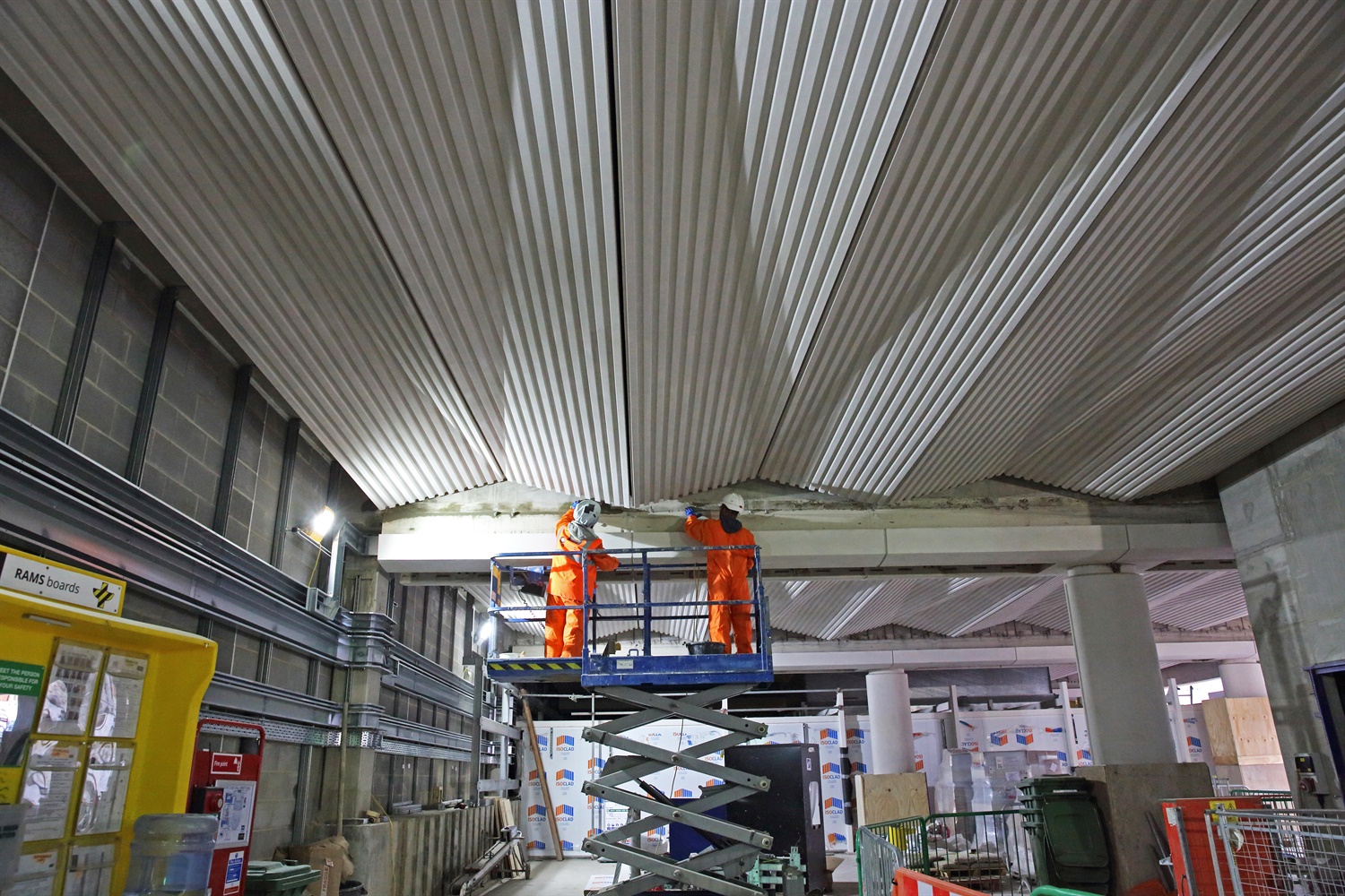 Crossrail unveils striking ceiling images at Farringdon and Liverpool Street stations