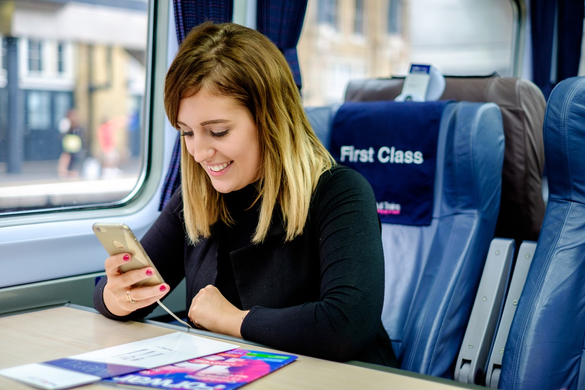 First Hull Trains to trial USB charging 