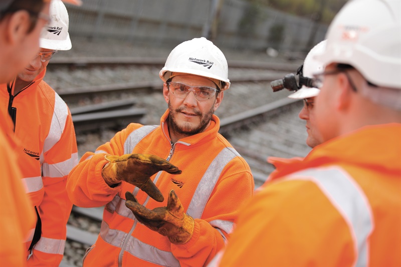 Network Rail awards £1.6bn in framework contracts