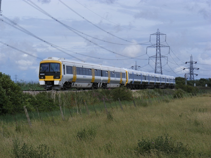 Southeastern rail franchise extended to 2018