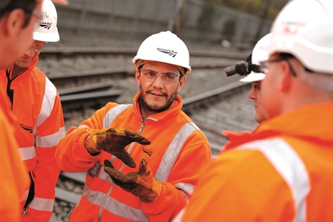 Network Rail’s planning and delivering safe work programme – national roll-out slips to mid-2016