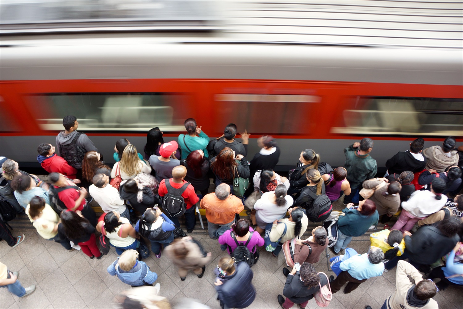 Southern runs five out of UK’s top 10 overcrowded trains