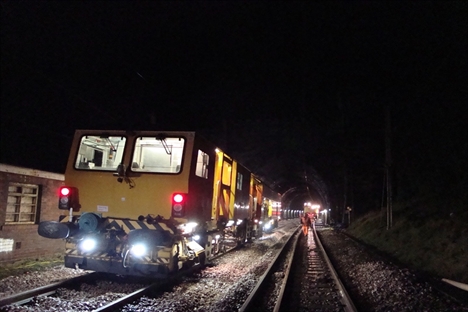 Shugborough Tunnel rail replacement complete