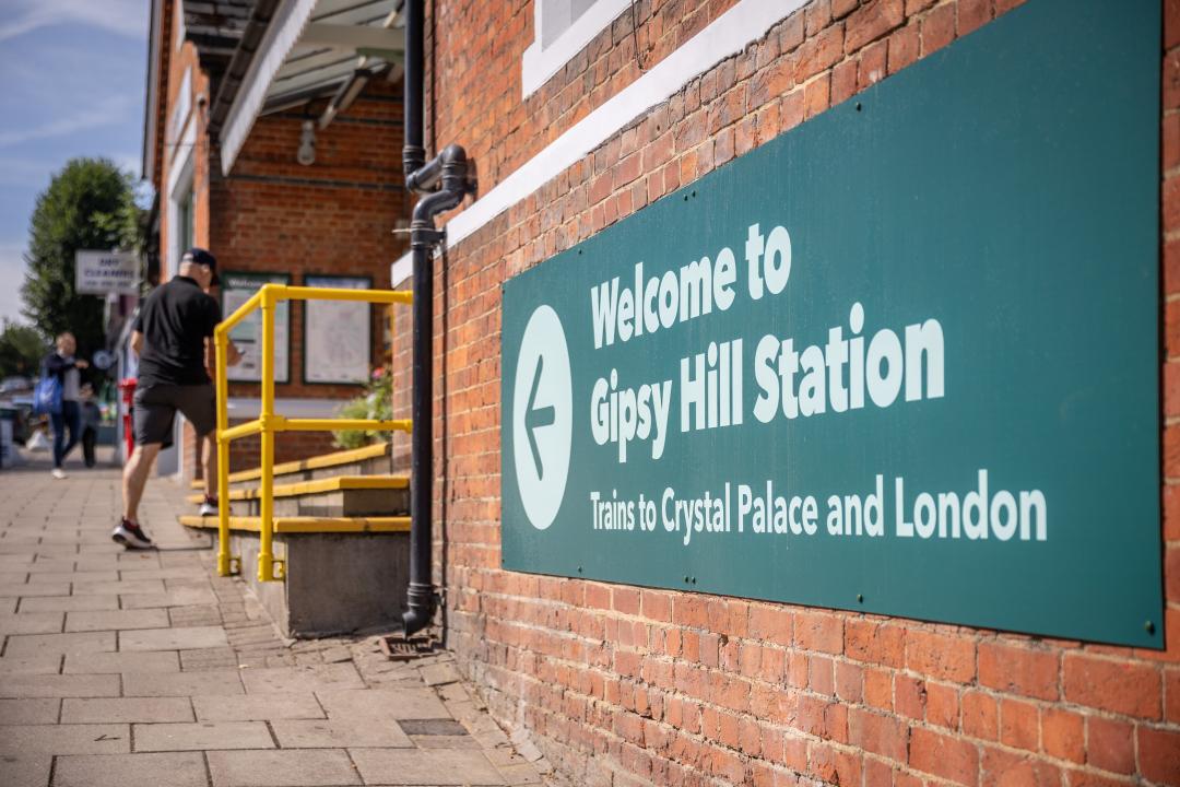 Gipsy Hill Station