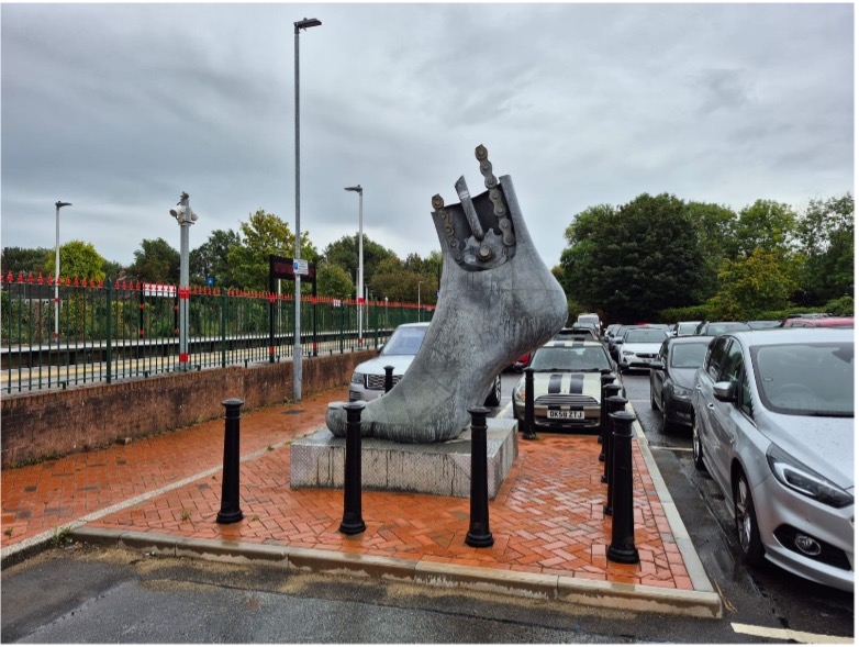 Foot Sculpture