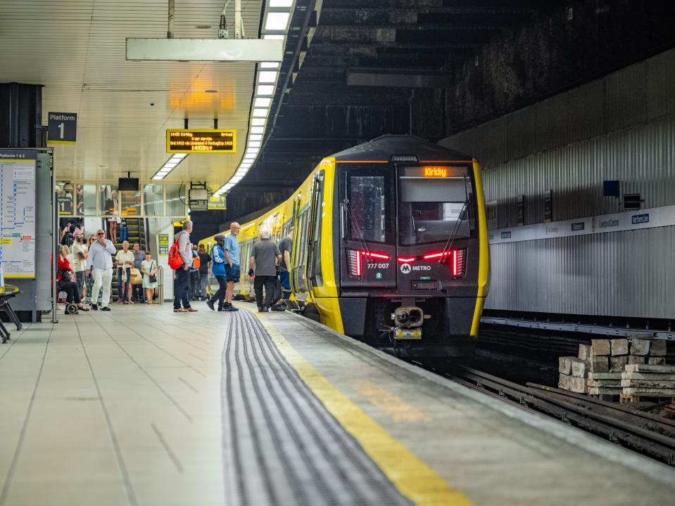 Northern Line Train at Liverpool Central