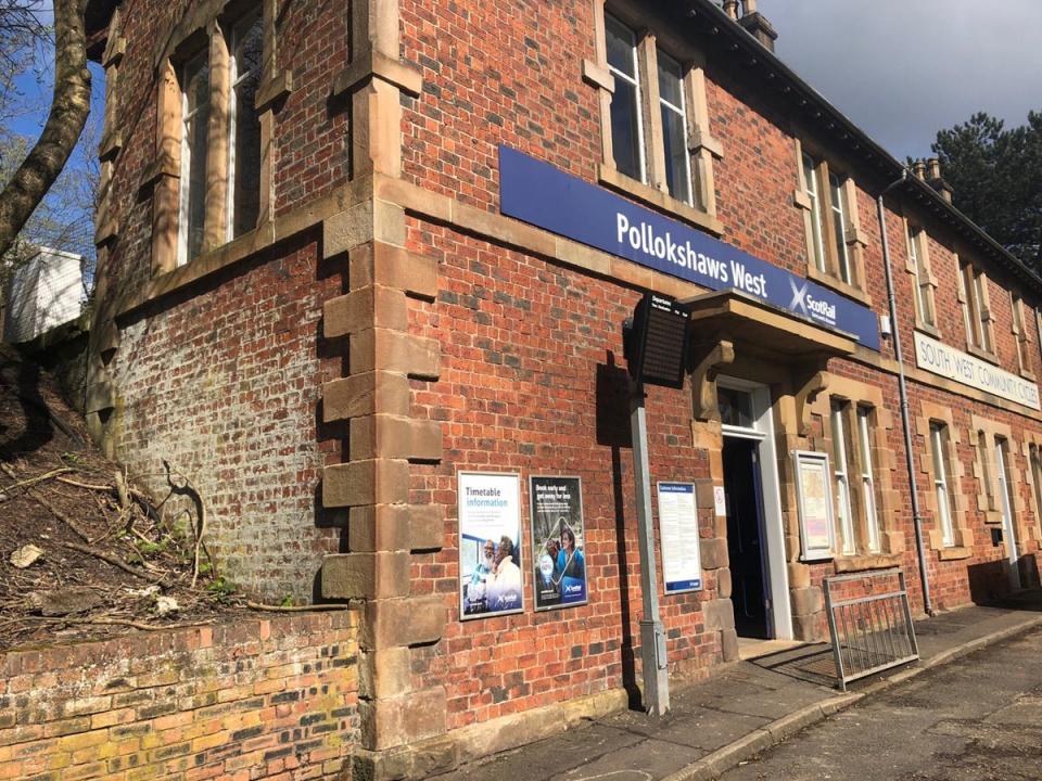 Pollockshaws West Station