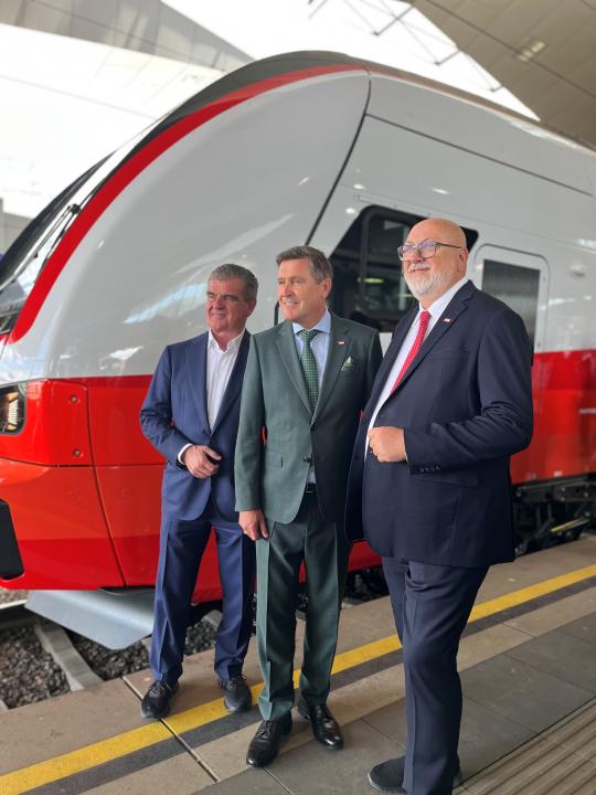 Premiere OBB Doppelstockzug 2