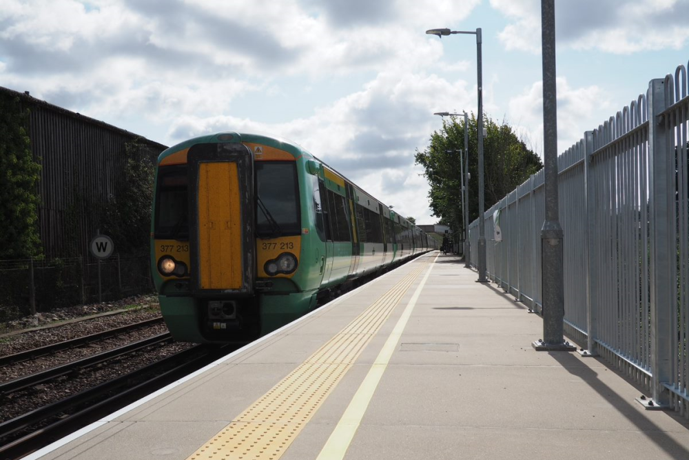 Train on new platform 