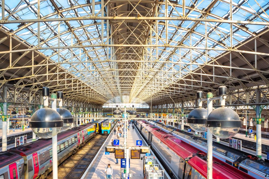 Manchester Piccadilly station 