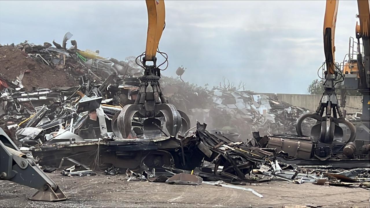 Metro Train being scrapped