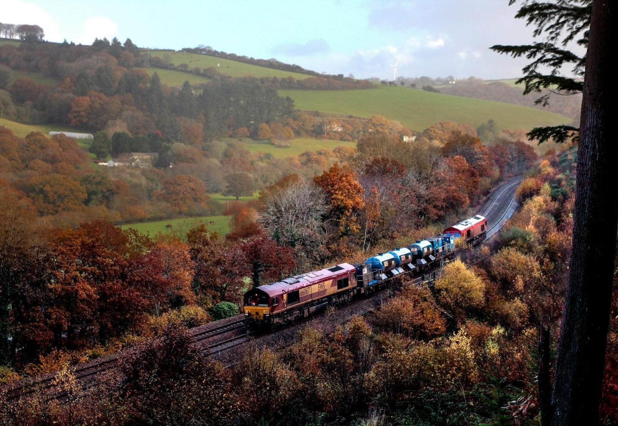 Railways ready to tackle leaves on the line