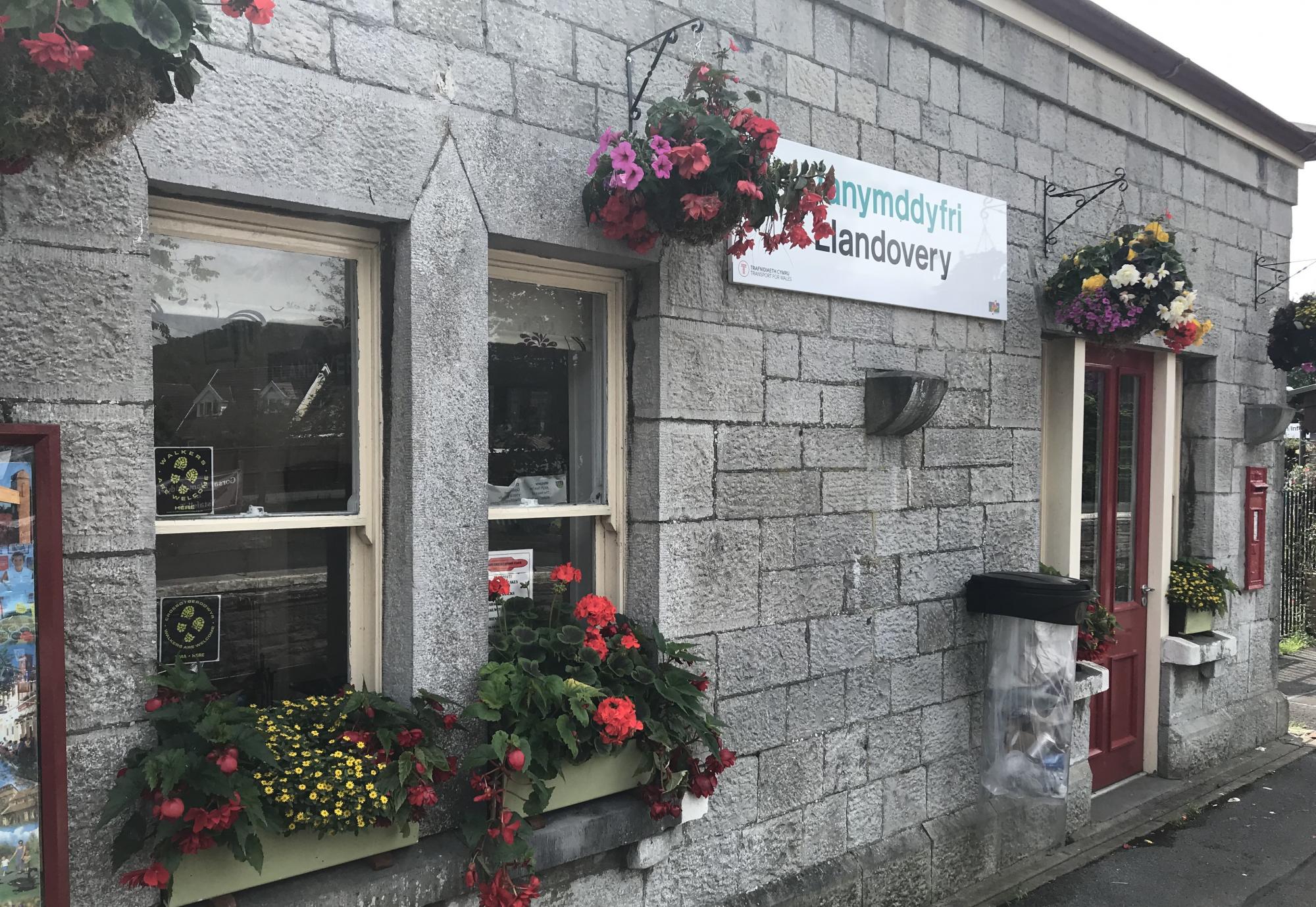 Llandovery railway station 