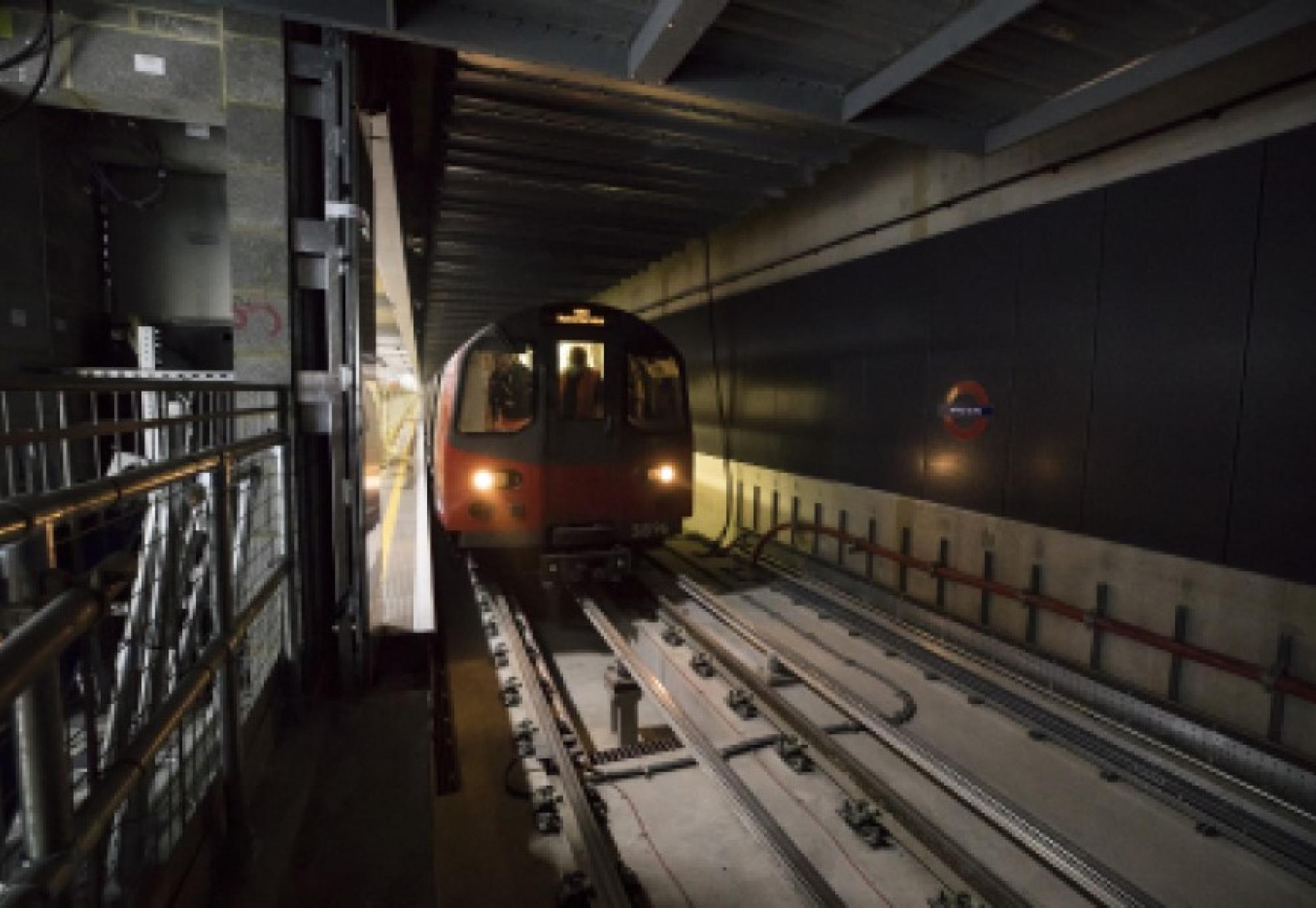 Test train at Nine Elms 