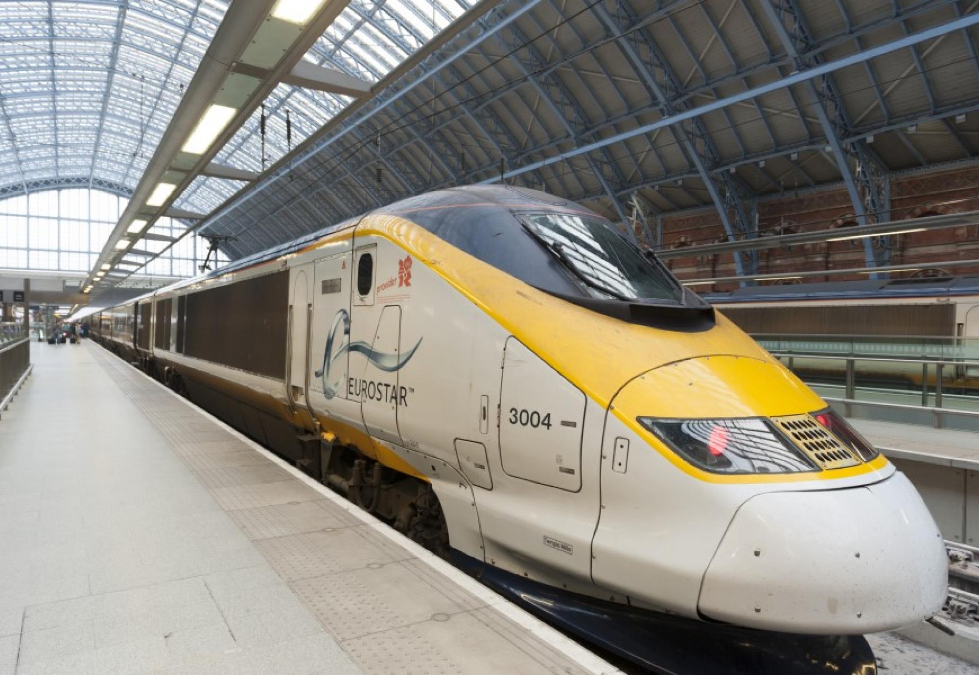 Eurostar train 