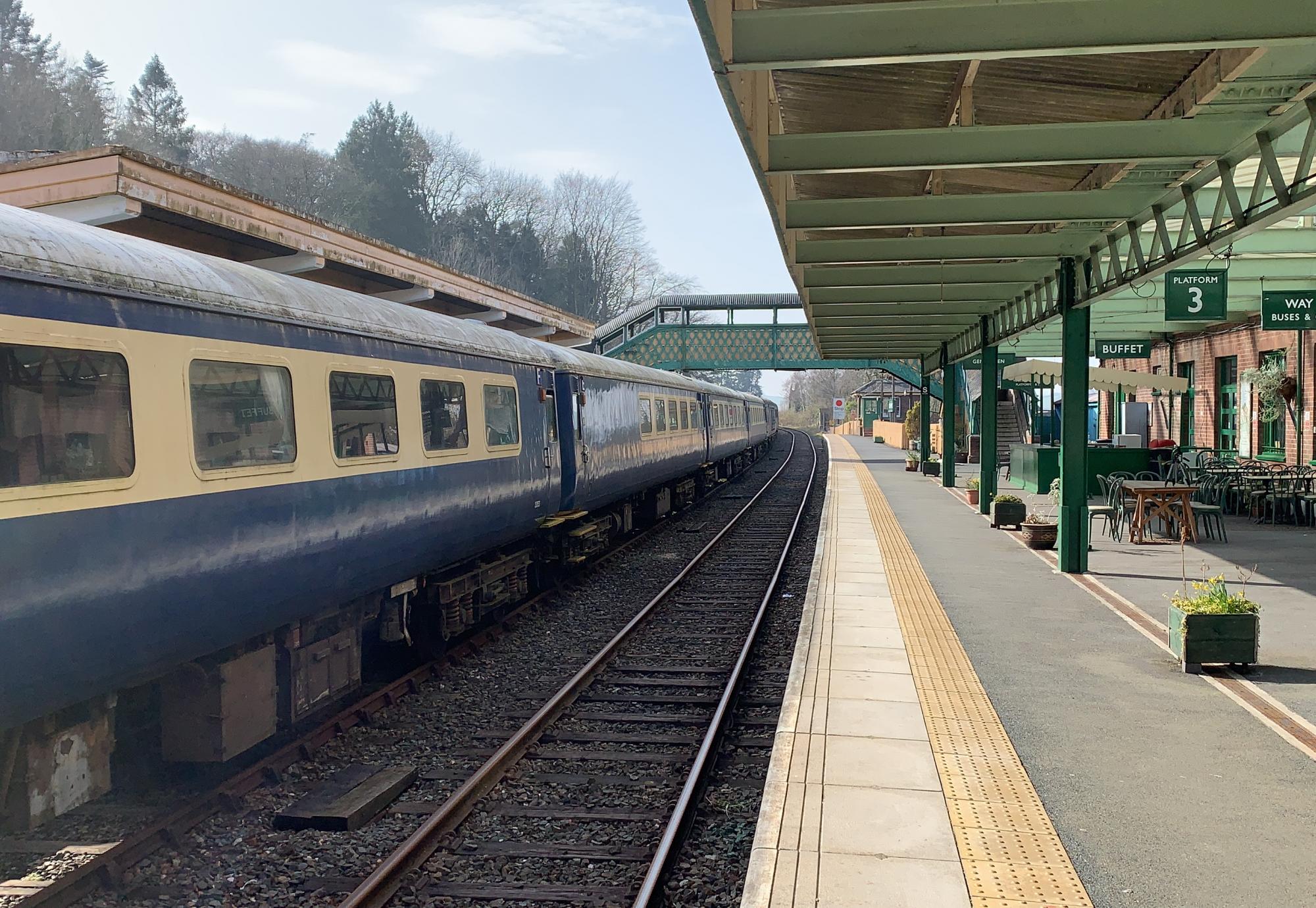 Okehampton-Exeter railway line station