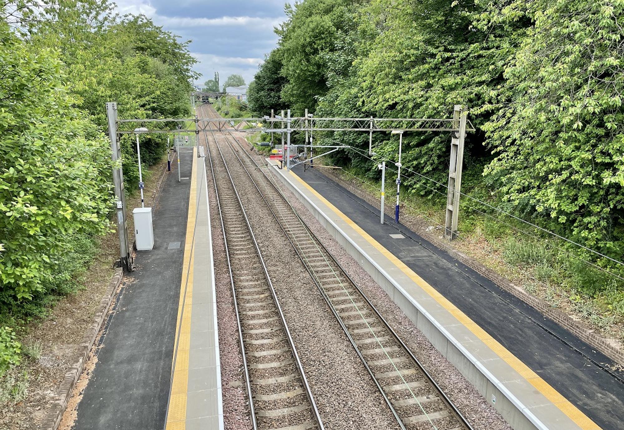 Garrowhill station platforms