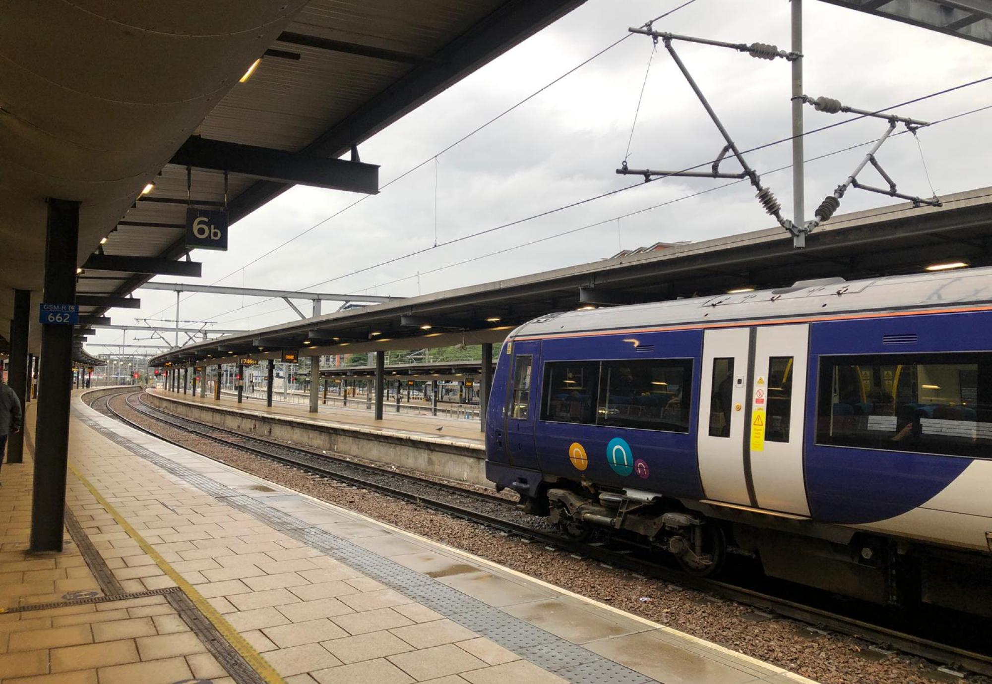 Leeds station train