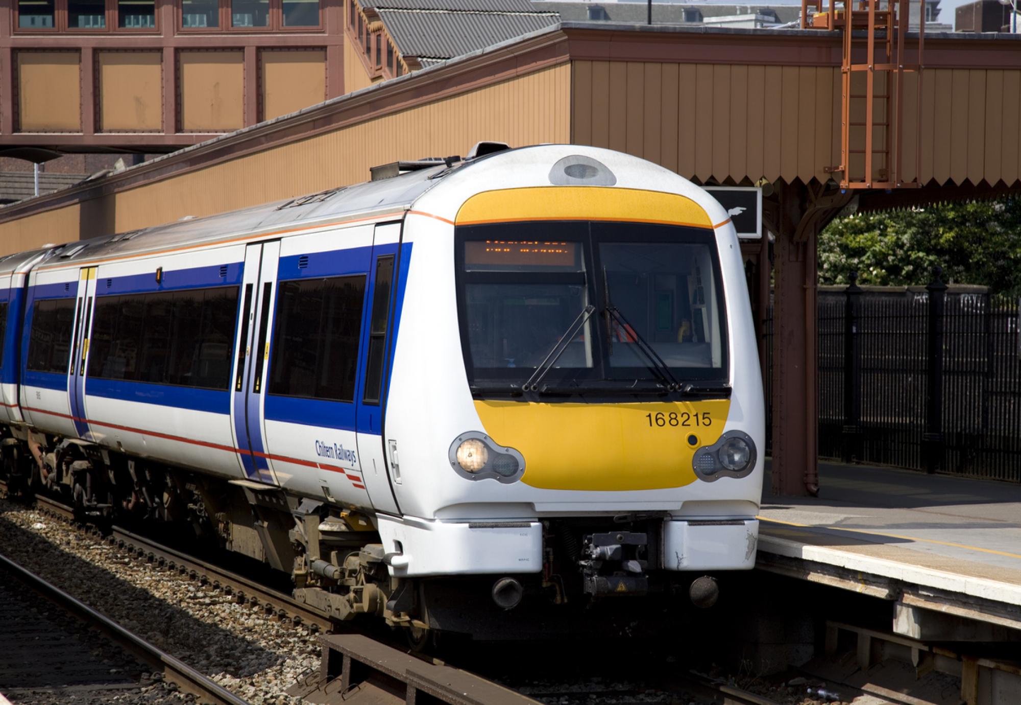 Chiltern Railways train at station