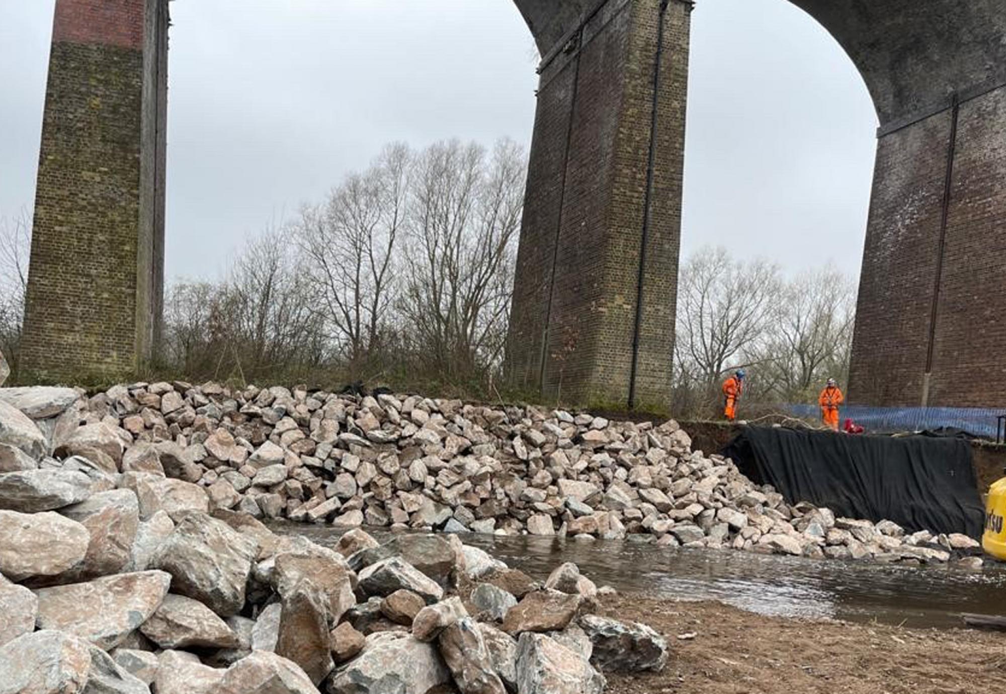 Work taking place on Reddish Vale viaduct