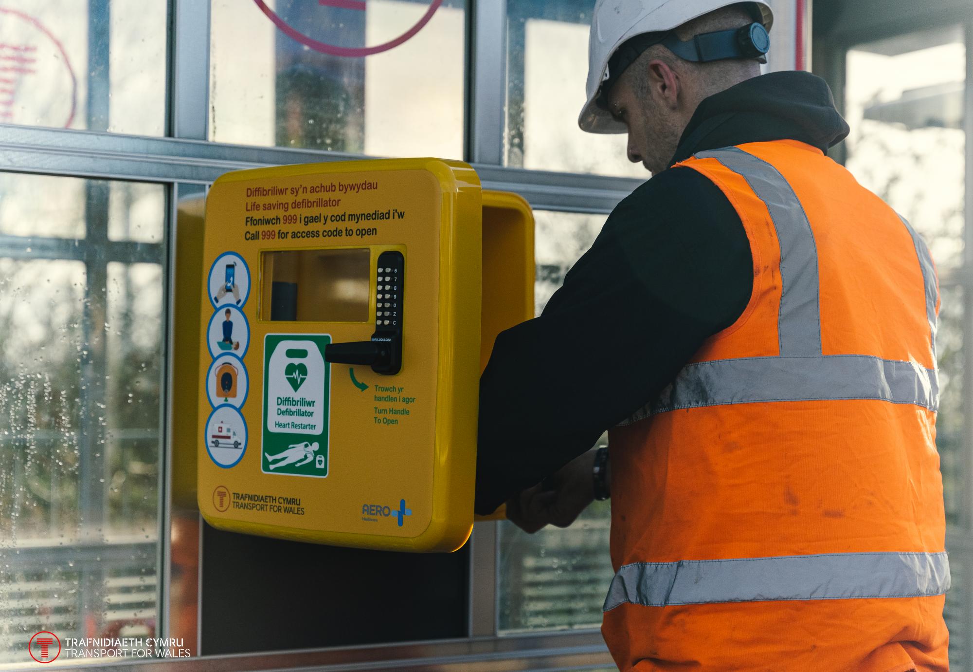 Defibrillator installation