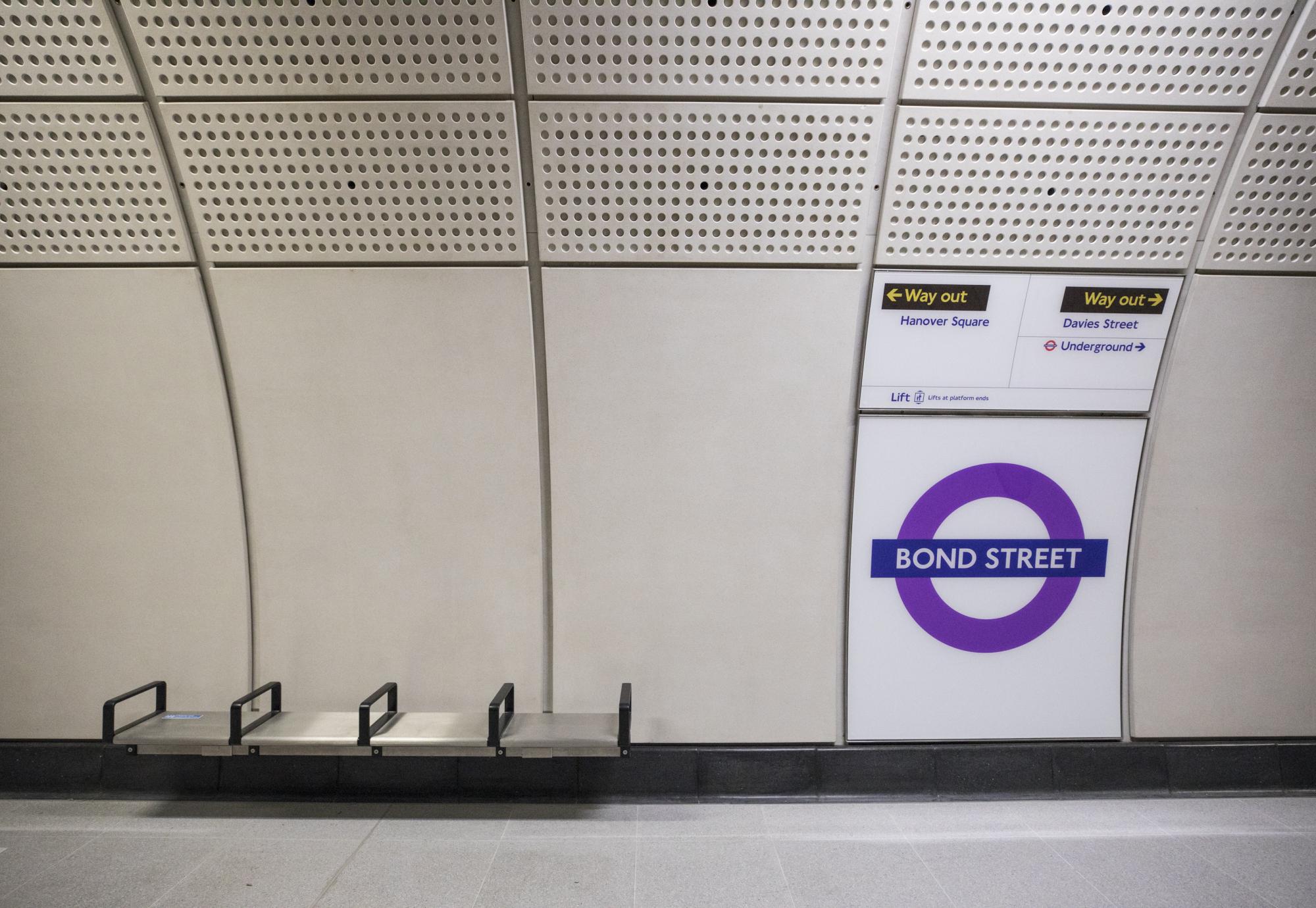 Bond Street Elizabeth line station platform