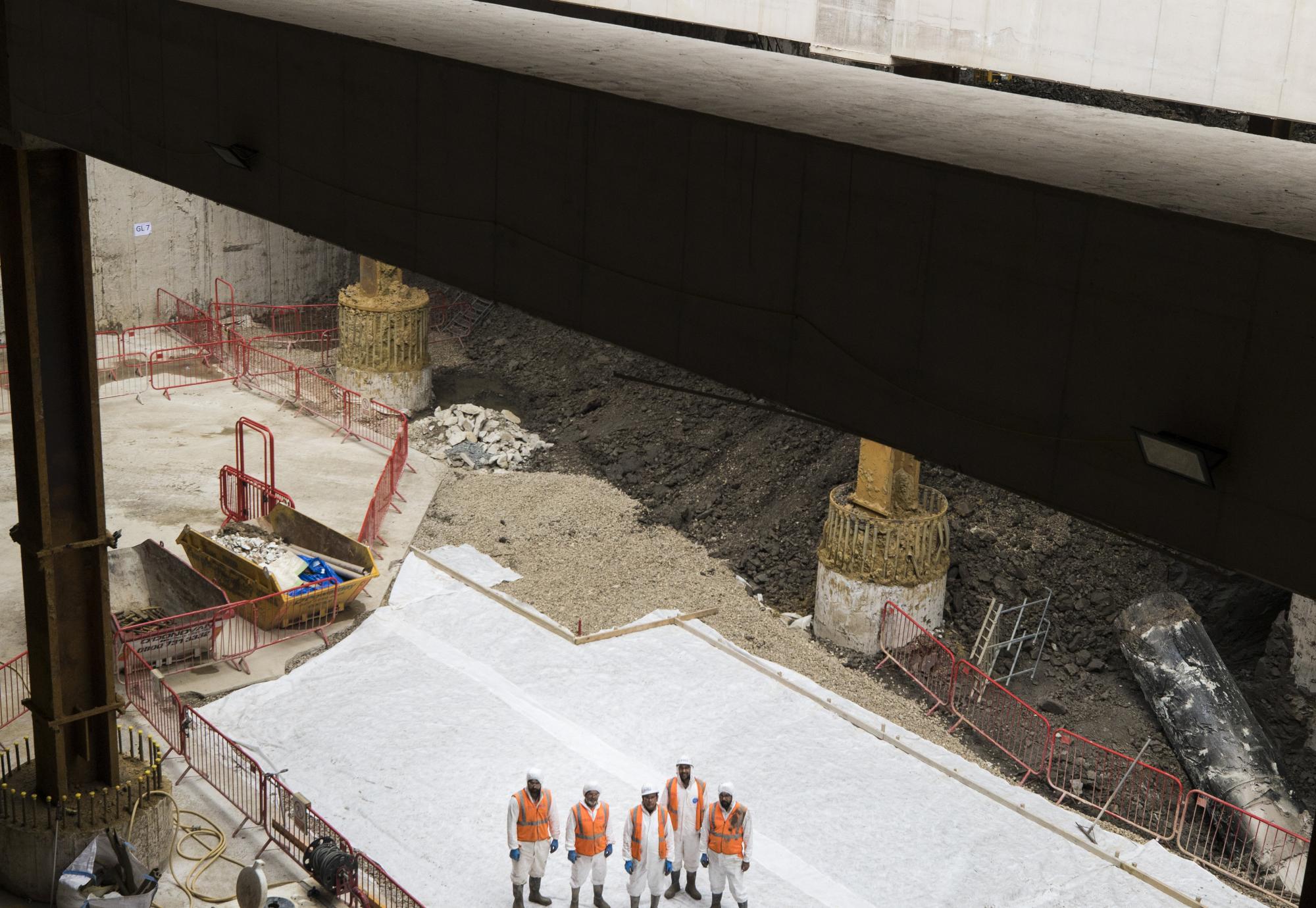 First concrete pour to create bases slab for HS2 tracks at Old Oak Common station-7 - credit HS2 