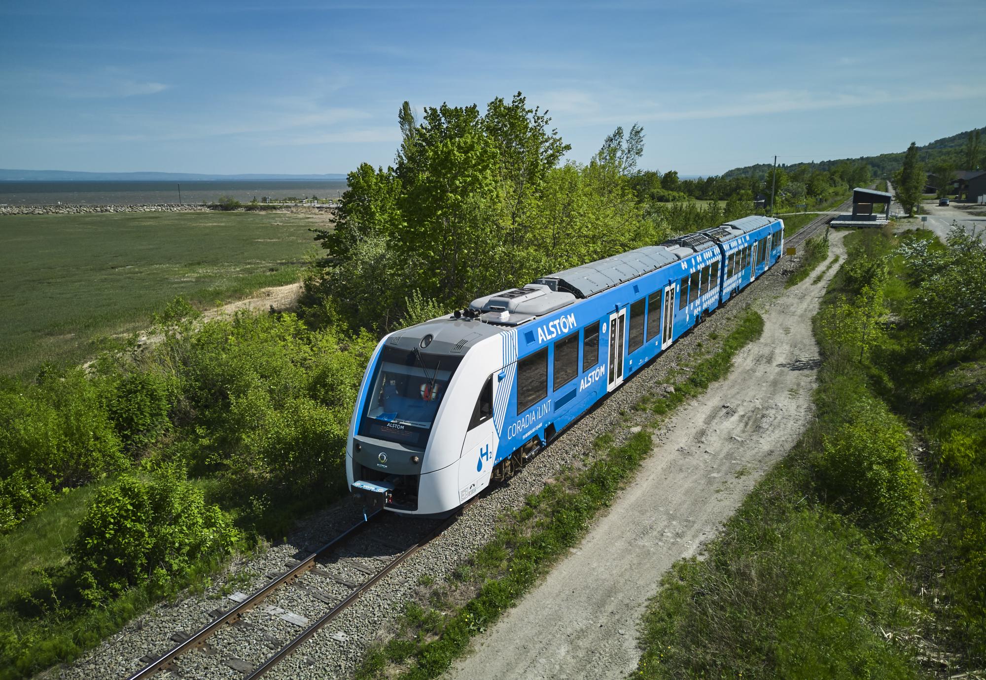 Hydrogen train runs in North America for the first time in demonstration project