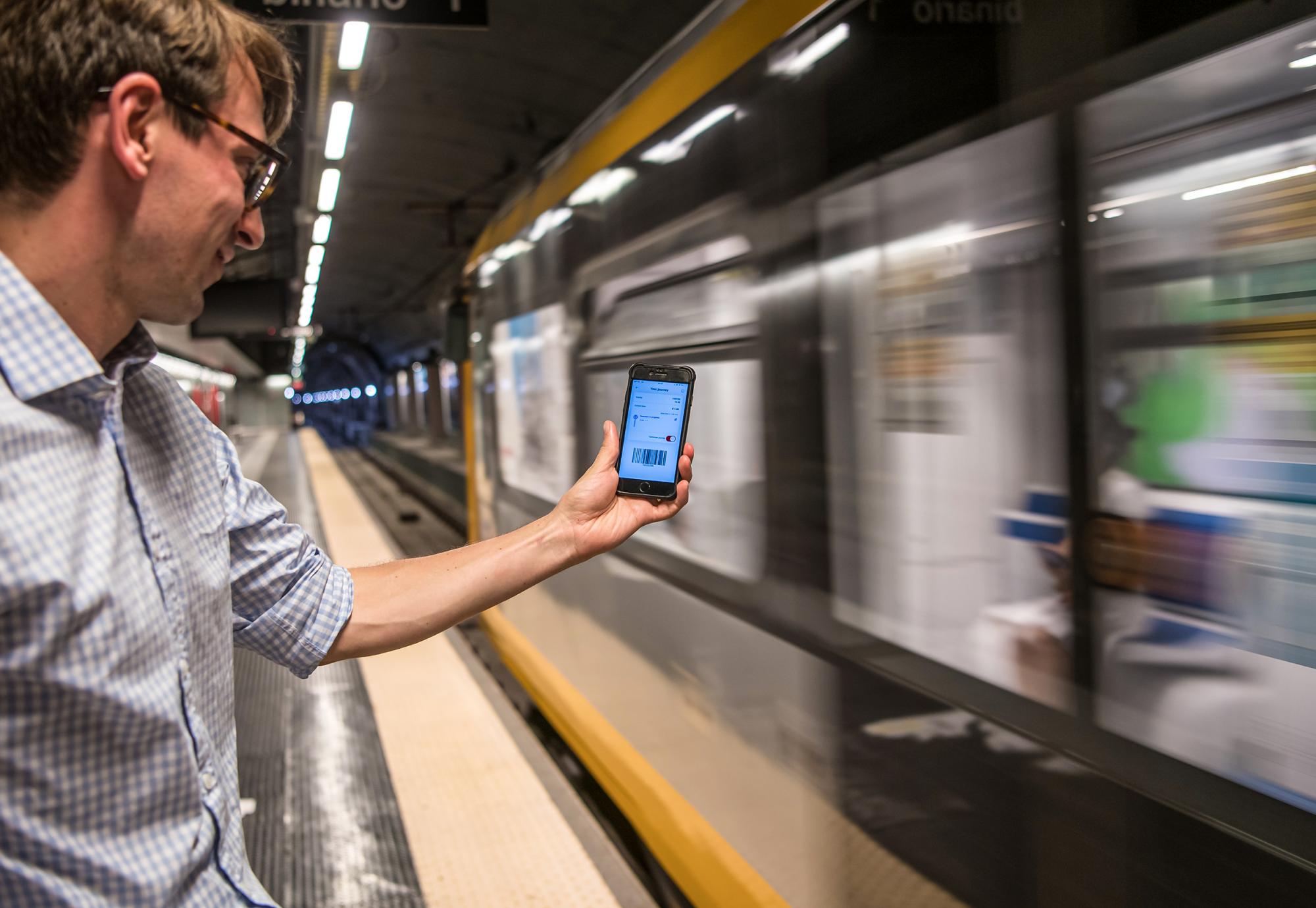 New world-first smart digital app enters commercial service in Genoa
