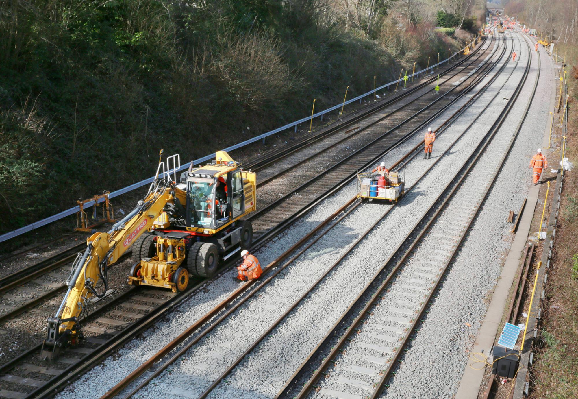 New transport framework signed by Costain and the Department for Transport