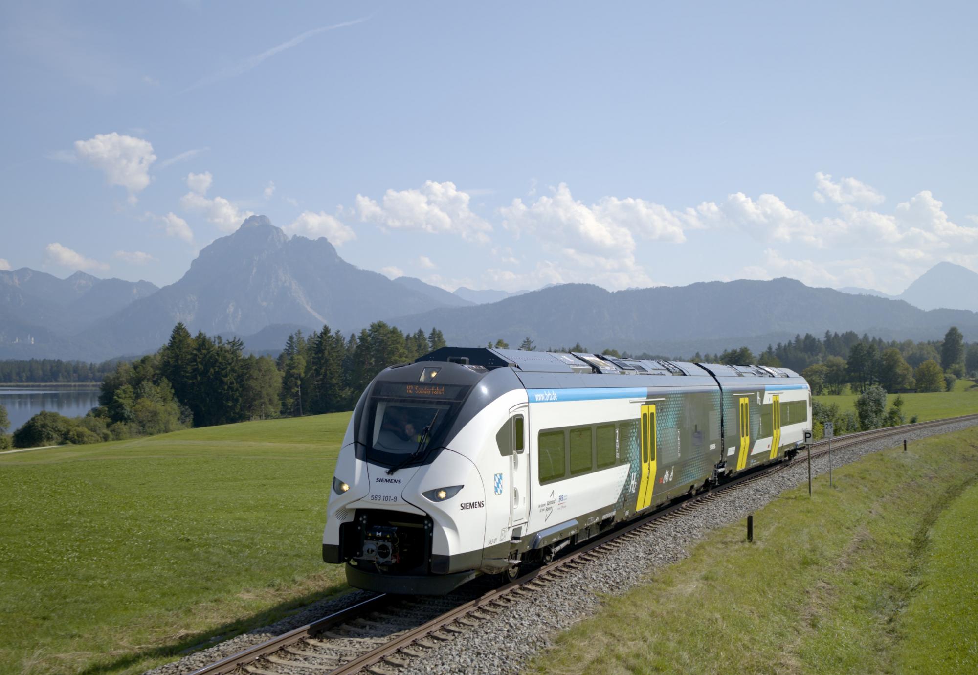 Siemens Mobility Completes First Test Runs with Hydrogen-Powered Train in Bavaria