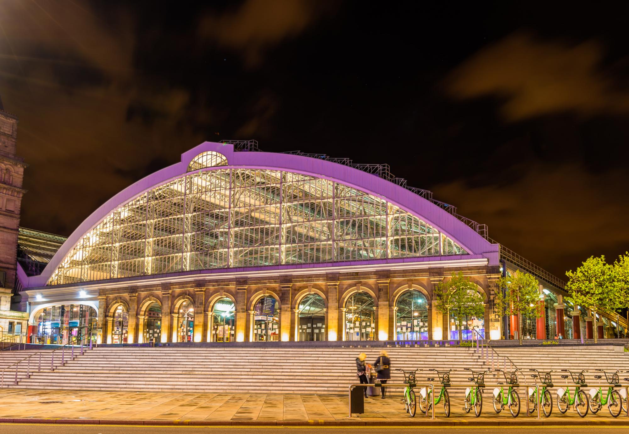 Liverpool Lime Street Transport for the North