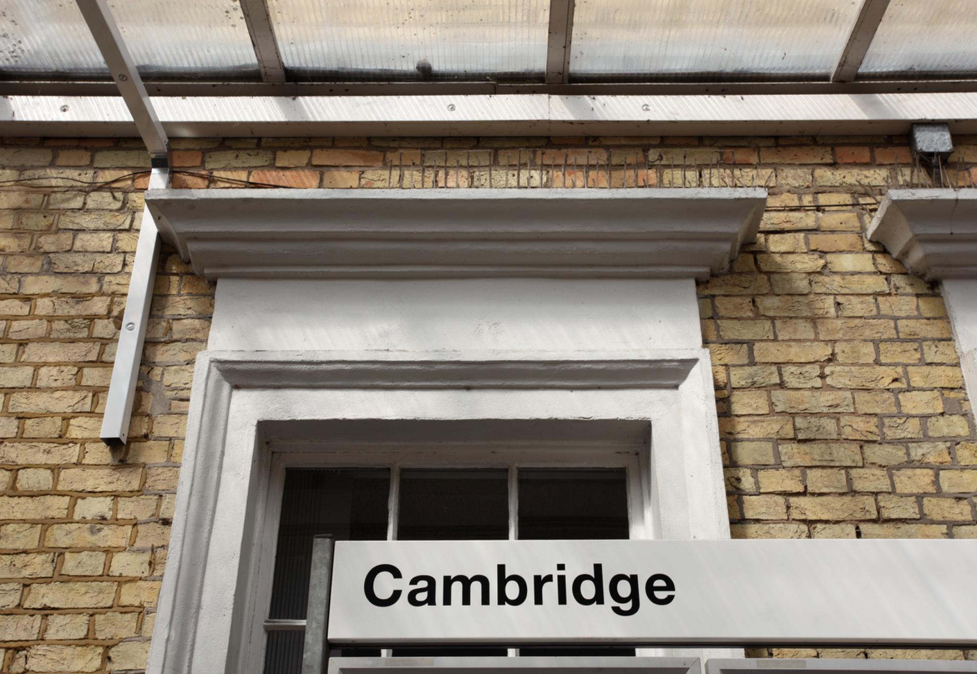 Cambridge England railway station