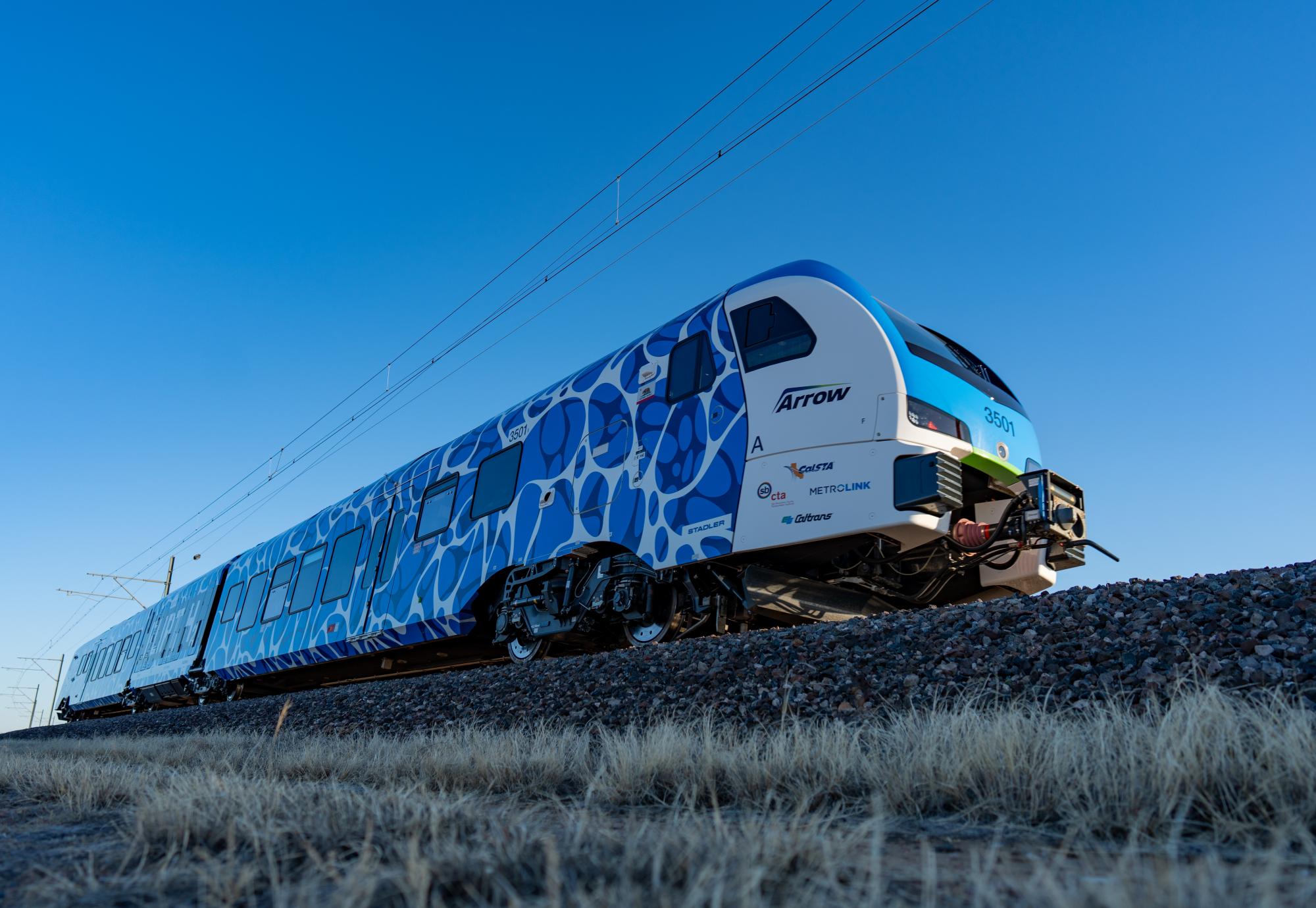 Stadler FLIRT H2 breaks hydrogen power world record