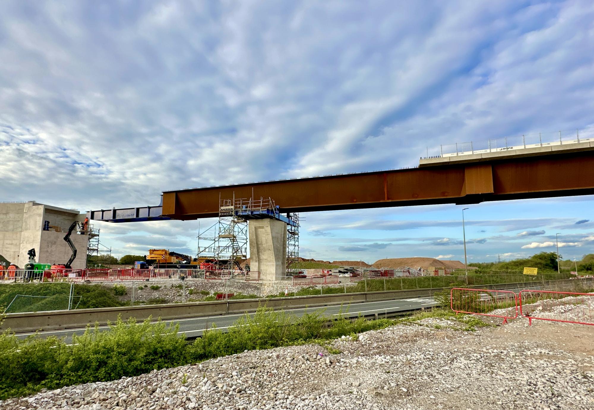 HS2 1100 tonne viaduct